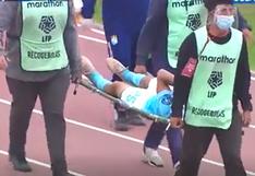 Martín Távara sufrió de grave lesión y tuvo que salir del estadio en ambulancia | VIDEO