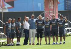 Eric Cantona visitó a Ricardo Gareca y a la Selección Peruana en la Videna
