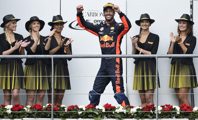 Daniel Ricciard llegó tercero pero celebró con euforia. (Foto: Agencias)