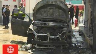 La Victoria: incendio de taxi en grifo puso en riesgo a vecinos