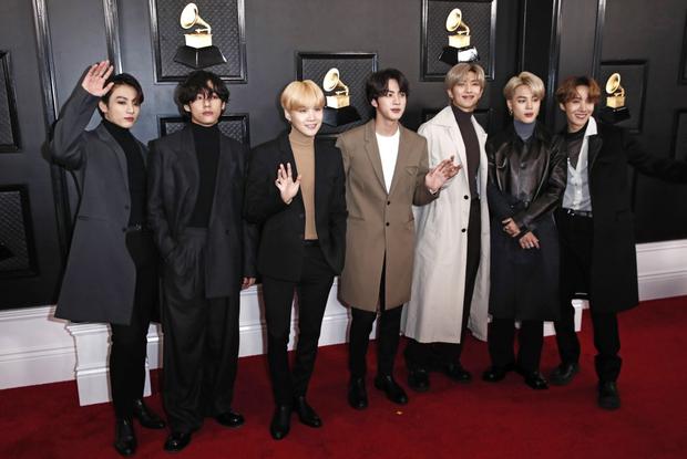 BTS se convirtió en el primer grupo coreano en presentarse en los Grammy Music Awards 2020. (Foto: EFE)