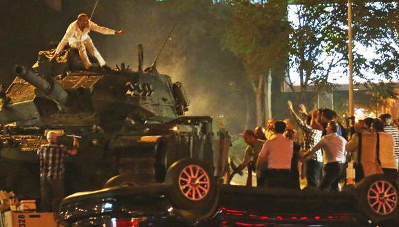 Intento de golpe en Turquía enciende alarmas en el mundo