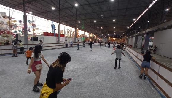 La pista de patinaje sobre hielo se encuentra ubicada en el Play Land Park, Surco. (Foto: Difusión)