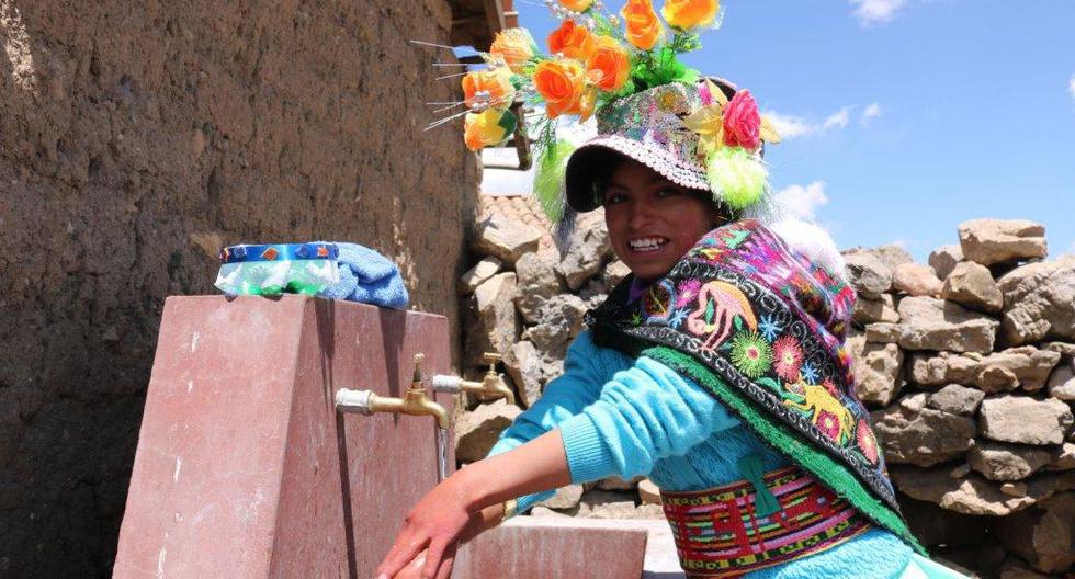 Según los resultados de la Encuesta Nacional de Programas Presupuestales (Enapres) 2017, solo el 1.7 % del total de hogares rurales tienen acceso a agua segura. (Foto: Andina)