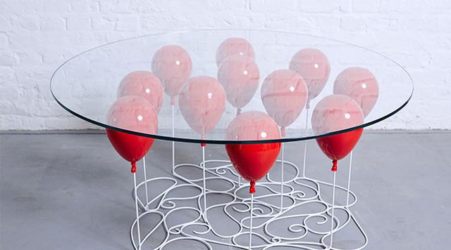Up Ballon : la mesa que parece hecha con globos - 1