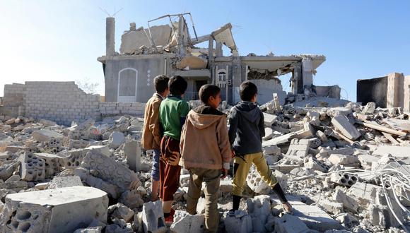 La ONU busca US$5.000 millones para proporcionar ayuda humanitaria a unos 20 millones de yemeníes en 2019; cerca del 70% de la población de ese país devastado por la guerra. (Archivo EFE)