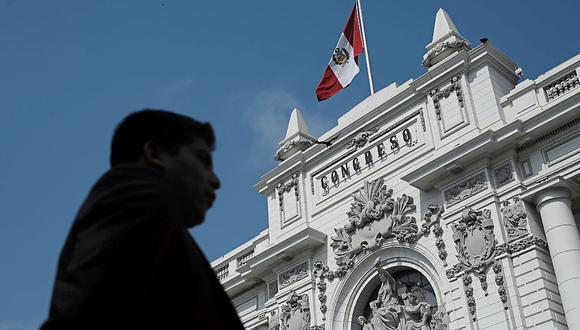 El presidente del Parlamento, Manuel Merino, informó que ya se habilitó a la contratación de siete trabajadores por despacho. Hasta la fecha solo se había permitido la incorporación de tres, y acá explicamos a quiénes fueron los primeros jales de marzo (Foto: GEC)