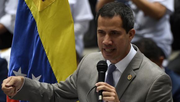 El proclamado presidente interino de Venezuela, Juan Guaidó, pretende reiniciar las jornadas de protestas contra Maduro. (Foto: AFP)