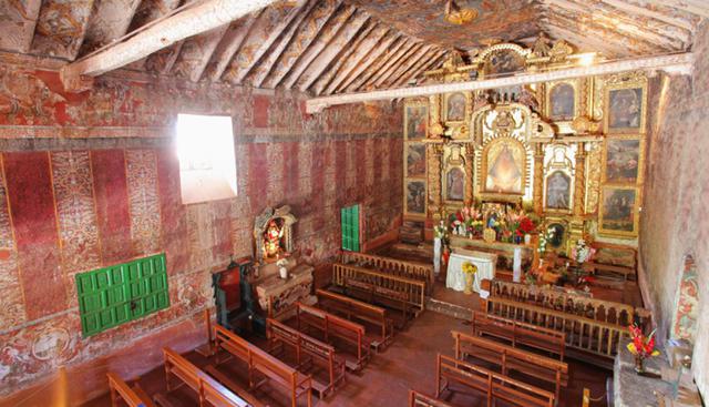La decoración interior de estas iglesias conservan las influencias españolas y en algunos casos, árabes. Fotos: Archivo El Comercio