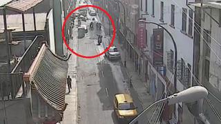 Así fue el violento robo de 'marcas' en el Barrio Chino [VIDEO]