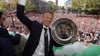 Dirk Kuyt anunció su retiro del fútbol tras campeonar con Feyenoord