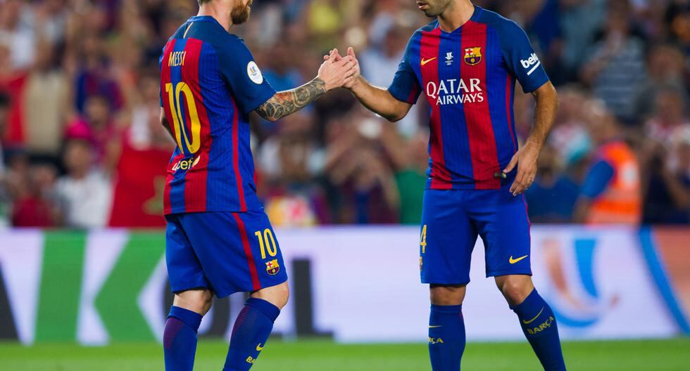 _\"Es una buena noticia para el club\"_, dijo Javier Mascherano sobre la renovación de Lionel Messi. (Foto: EFE)