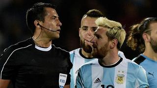 “No pudimos hacer el juego porque el árbitro no nos dejó”: el día que Messi criticó el trabajo de Julio Bascuñán | VIDEO