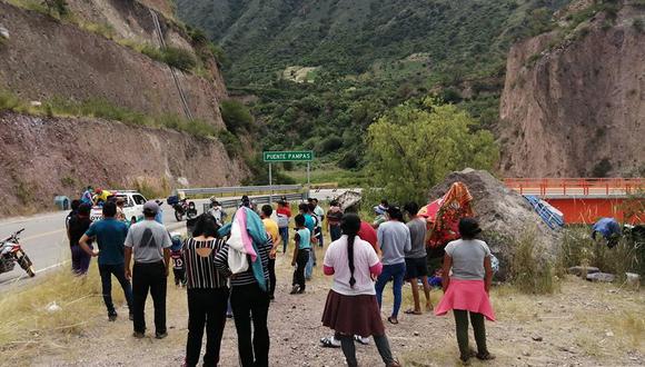 Rescatan a 104 personas varadas en zona entre Apurímac y Ayacucho. (Foto: Carlos Peña)