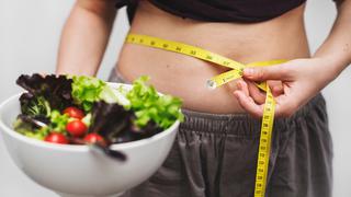 Mitos sobre bajar de peso: lo que no debes hacer
