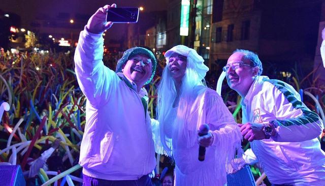 Alberto Beingolea se reencontró con la artista Yola Polastri durante su cierre de campaña. (Foto: Difusión)