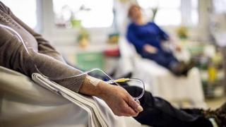 Asociaciones de pacientes oncológicos señalan que cambios a la Ley Nacional del Cáncer postergarían su ejecución