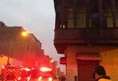Lima: incendio de regular intensidad alarmó a ciudadanos en Cercado