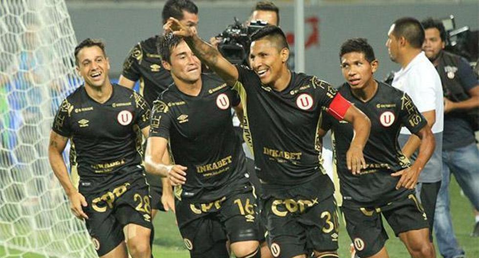 Raúl Ruidíaz está con la Selección Peruana en la Copa América Centenario. Mientras tanto, Universitario está arreglando su situación en el Torneo Clausura. (Foto: Carlos Sipán)
