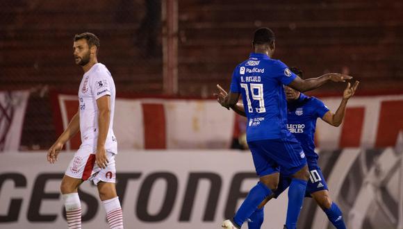 Emelec venció 2-1 a Huracán en Argentina por la Copa Libertadores 2019. (Foto: EFE)