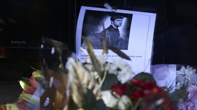 George Michael: fans rinden homenaje en casas del artista - 1