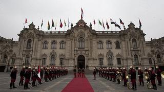 "Segunda vuelta, garantes y hojas de ruta", por Enrique Pasquel