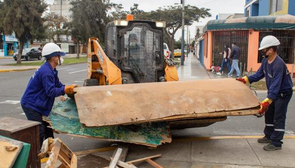 Labor se realizó en el marco de la campaña 'Techos Limpios'. (Foto: Municipalidad de Lima)
