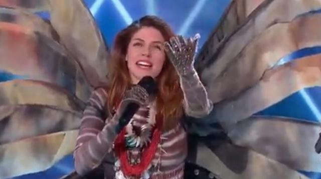 Stephanie Cayo en el programa "¿Quién es la máscara?