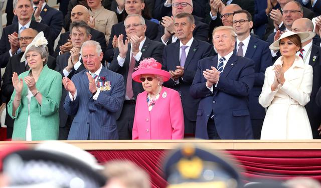 75 años del Día D: Donald Trump y la reina Isabel II rinden homenaje en Portsmouth a los soldados que participaron en el desembarco de Normandía. (AFP).
