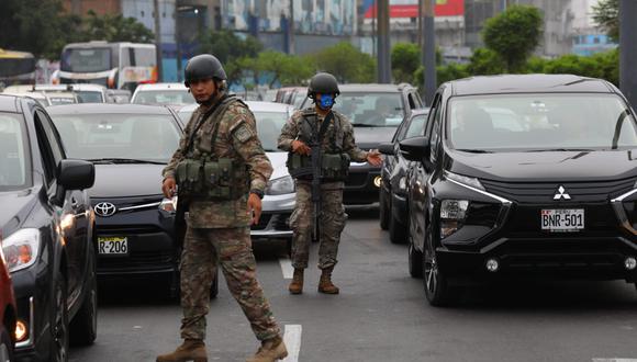 Los militares han apoyado en las labores de control durante la cuarentena por el coronavirus. (Foto: GEC)