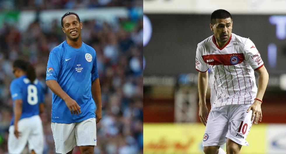 Todo hace indicar que ni Ronaldinho ni Juan Román Riquelme jugarán en el Chapecoense. (Foto: Getty Images)