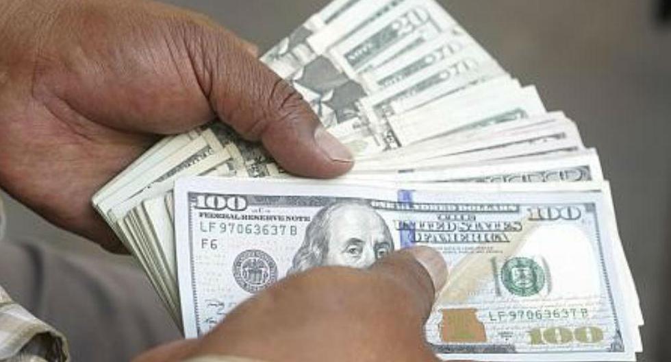 Cuatro consejos para que cambie sus dólares a un tipo de cambio más competitivo y beneficioso. (Foto: GEC)