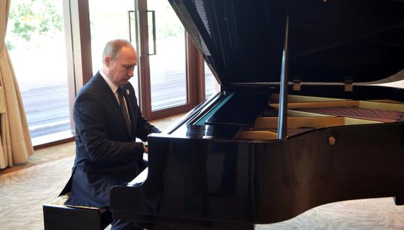 Putin deleita con el piano a líderes mundiales [VIDEO]