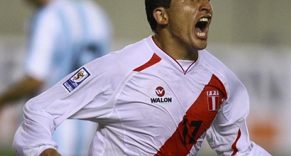 Johan Fano envía saludo a sus compañeros previo al duelo Perú vs Argentina. (Foto: perú21.pe)