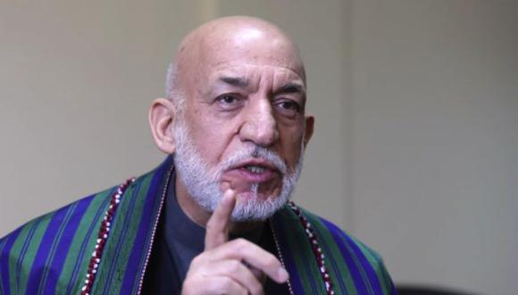 El expresidente de Afganistán Hamid Karzai en una entrevista con The Associated Press en su casa en Kabul, el 20 de junio de 2021. (Foto: AP)