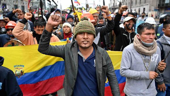 Manifestantes en Ecuador salen a la calle por aumento del costo de vida. (GETTY IMAGES).
