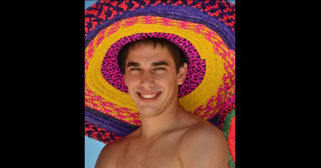 Nicolás Newton, representante peruano del Mister Supranational 2019. (Foto: Instagram)