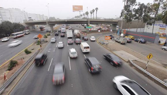 Congestión vehicular en la Panamericana Sur por cierre de carril a la altura del puente Alipio Ponce. (Foto: Municipalidad de Lima)