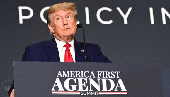 El expresidente de los Estados Unidos, Donald Trump, habla en la Cumbre de la Agenda del America First Policy Institute en Washington, DC, el 26 de julio de 2022. (Foto de MANDEL NGAN / AFP)