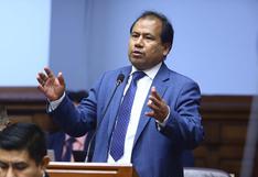 “Mochasueldos”: congresista Edgar Tello es blindado por Comisión de Ética