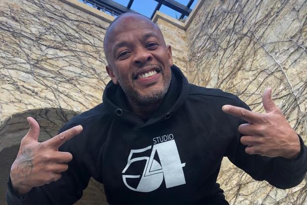 Dr. Dre, ícono del hip hop, será uno de los artistas que se presentarán en el show del medio tiempo del Super Bowl este 13 de febrero. (Foto: Valerie Macon/AFP)