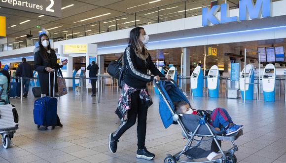 Según el Consejo Internacional de Aeropuertos, durante el primer trimestre del año hubo una pérdida de 40 millones de pasajeros en los aeropuertos del mundo. (Foto: EFE / EVERT ELZINGA)