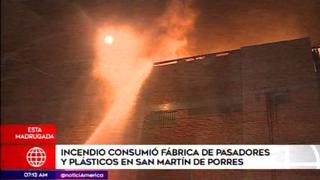 Incendio consumió fábrica de plásticos durante la madrugada