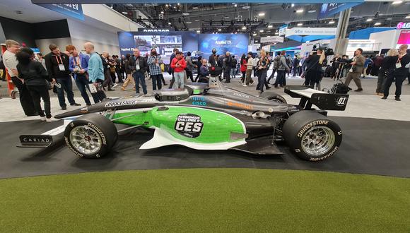 El auto de carreras autónomo más rápido hace su aparición en el CES 2023. (Foto: Roger Omar Hernández Sánchez)