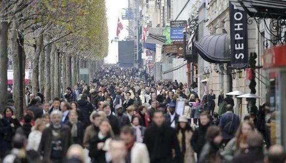 Primera caída del desempleo anual en Francia desde el 2007