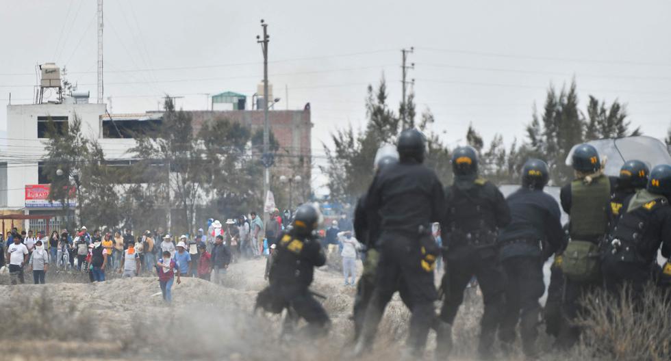 La mayoría de fallecidos y heridos, entre policías y civiles, se reportaron en regiones como Arequipa, Ayacucho, Apurímac y Cusco.