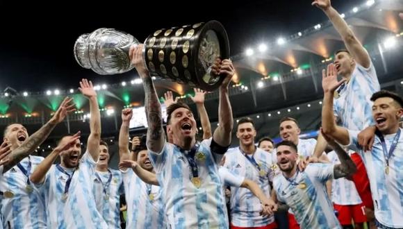 Mundial 2022: el futbolista argentino que quiere ir a Qatar “aunque sea de aguatero”. (Foto: Reuters)