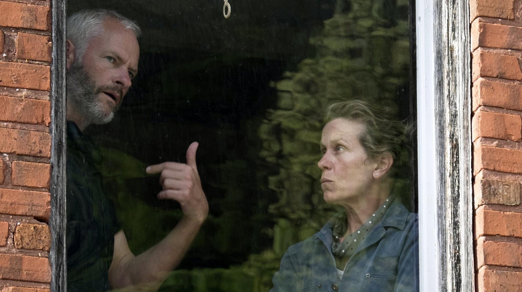 El director de "Three Billboards Outside Ebbing, Missouri", Martin McDonagh, y la actriz protagónica, Frances McDormand. (Foto: Difusión)