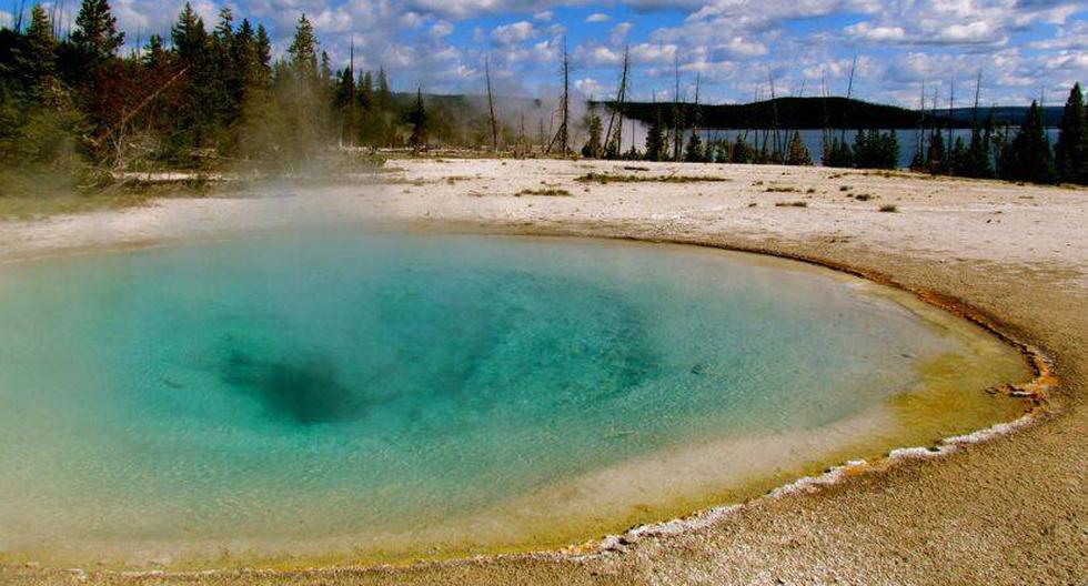 Científicos investigan el supervolcán debajo de la superficie del parque nacional Yellowstone. (Foto: jeffgunn/Flickr)