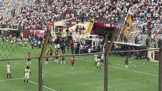 Un hincha se descompensó en el partido de Universitario vs. Melgar y fue llevado de emergencia